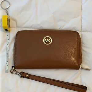 Michael Kors wristlet